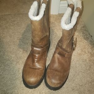 Used Timberland Tan good Boots condition size 9